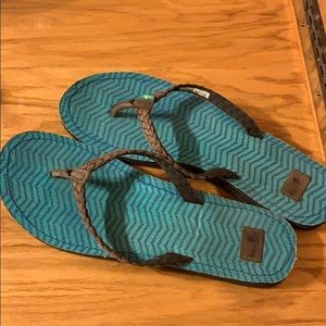 Sanuk flip flops